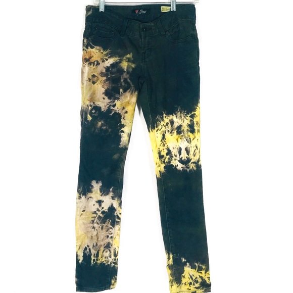 Guess Denim - GUESS Sarah Jeans Acid Wash Denim Size 4  Black Acid Wash Tie Dye Distressed